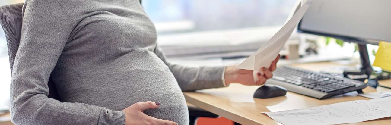 Female ‘Professional’ Who Is Not An ‘Employee’ Is Not Entitled for Maternity Benefits